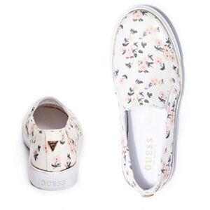 New Guess floral women’s slip-on Sneakers 5.5